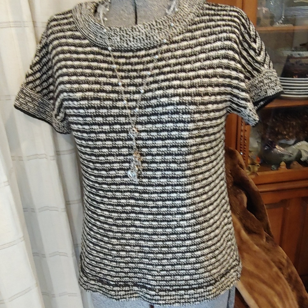 Field Flower Anthropologie short sleeve Sweater